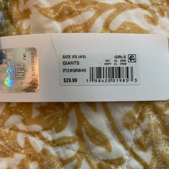 Girls Gray Sweatshirt. NWT - Picture 4 of 6